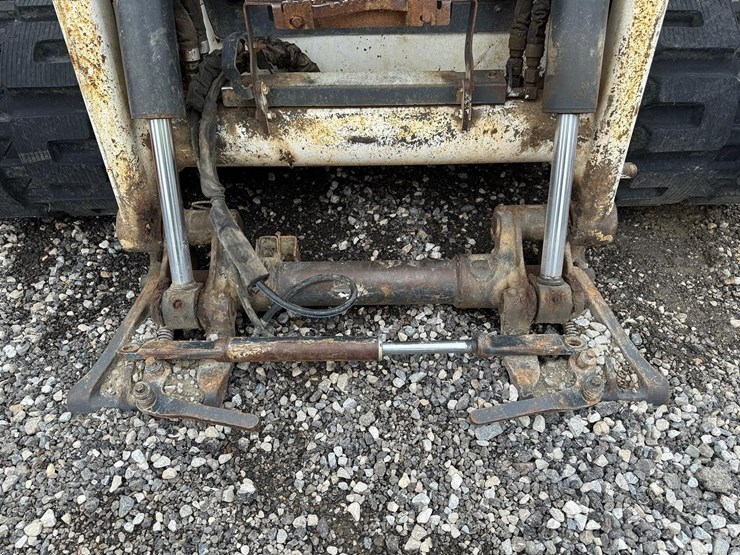 bobcat-t76-image-9