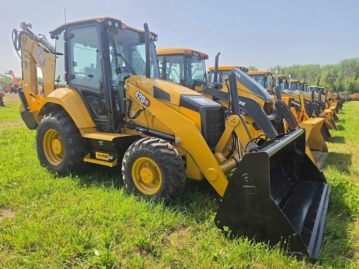 caterpillar-420-xe-image-3