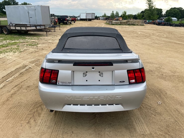 #202-•-2002-ford-mustang-convertible-(has-in-title)-image-6