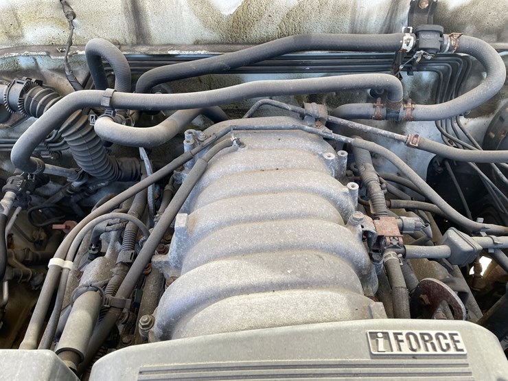 2003-toyota-sequoia-image-111
