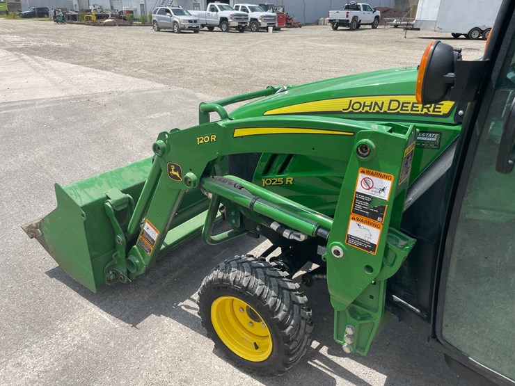 2024-john-deere-1025r-image-20