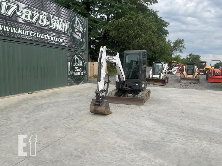 2011-bobcat-e35-image-8