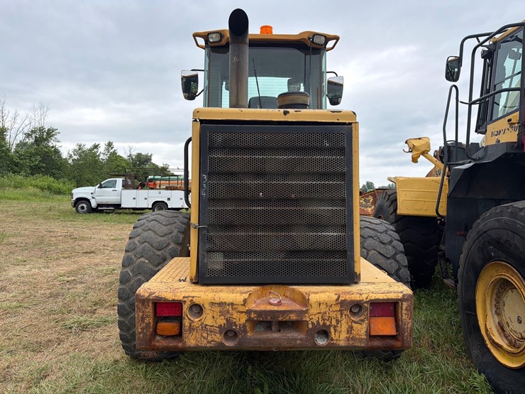 caterpillar-it28-image-8