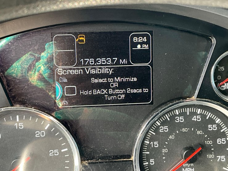 2021-kenworth-t880-image-22