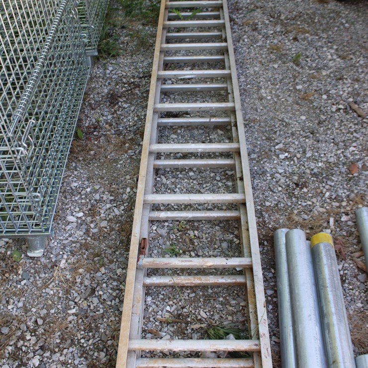 24' Extension Ladder