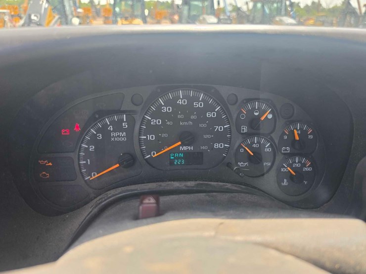 2003-gmc-topkick-c4500-image-14