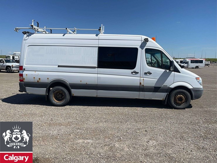 2012-mercedes-benz-sprinter-3500-image-6