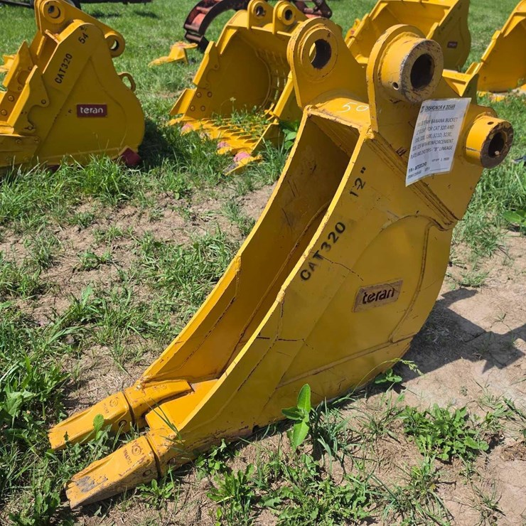 CATERPILLAR 320