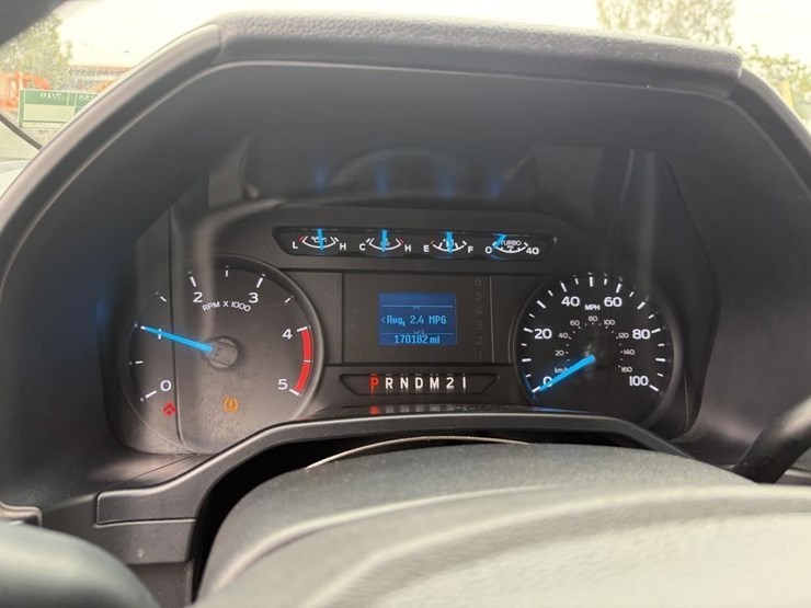 2017-ford-f350-image-16