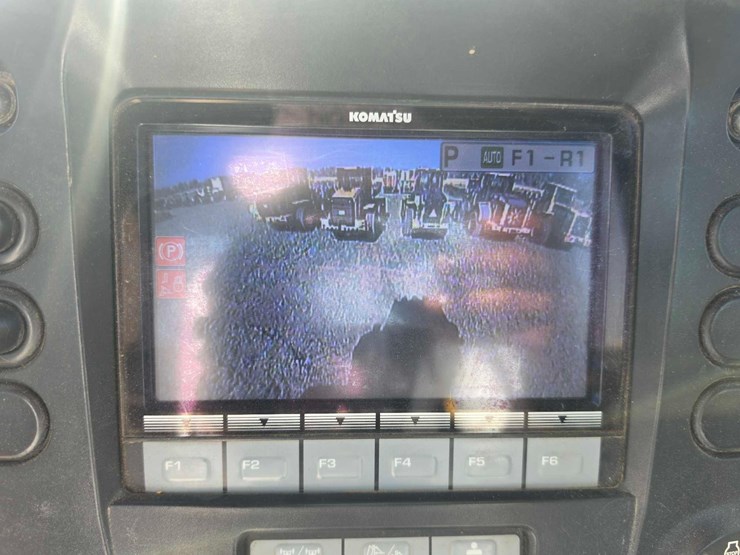 komatsu-d65-image-30