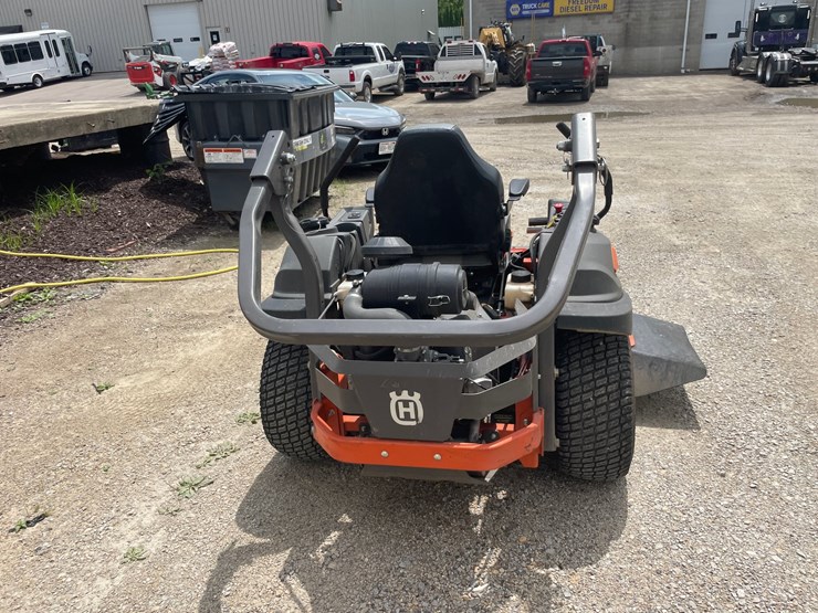 #4860-•-husqvarna-professional-z554-zero-turn-lawn-mower-image-7