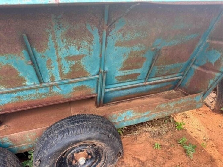 16'-oklahoma-pride-portable-feeder-image-9