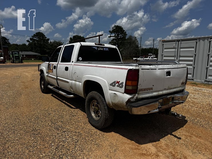 2003-gmc-2500sle-image-3