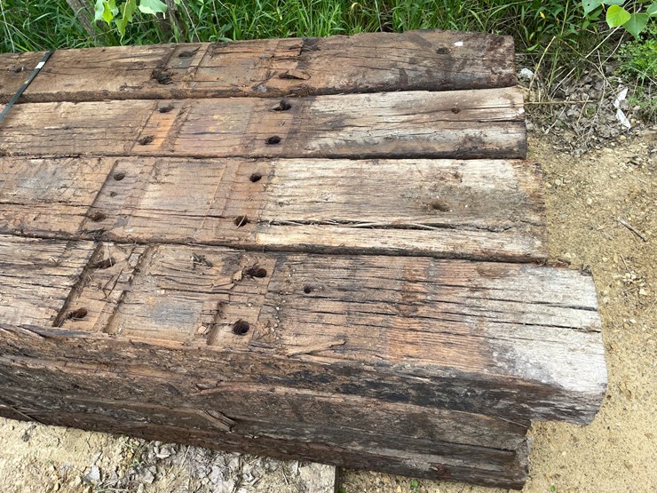 #3450-•-bundle-of-(16)-railroad-ties-image-7