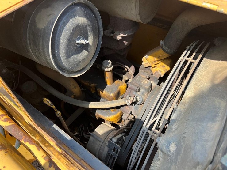 john-deere-310d-image-23