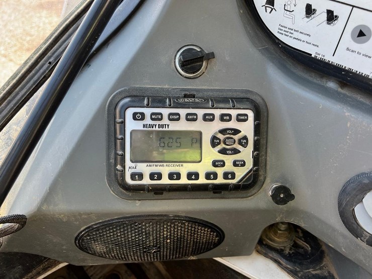 2019-bobcat-t870-image-27
