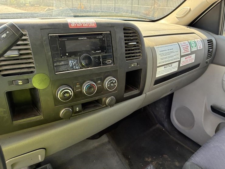 2012-gmc-sierra-2500-image-20