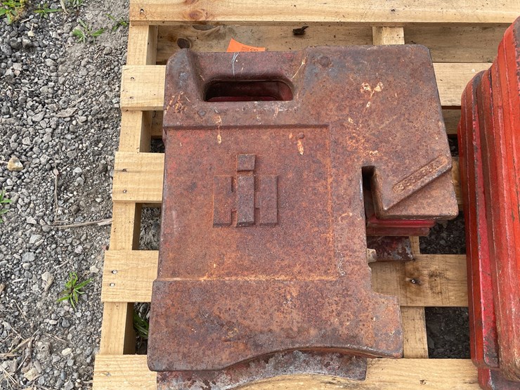 #8317-•-(4)-ih-suitcase-weights-image-3
