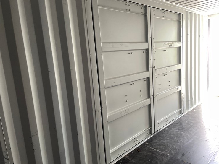 #120-•-40'-high-cube-multi-door-shipping-container-image-25