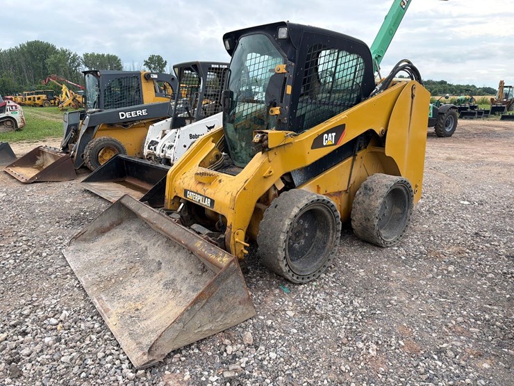 caterpillar-256c-image-3