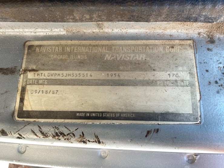 #204-•-1988-international-straight-truck-(has-wi-title)-image-119