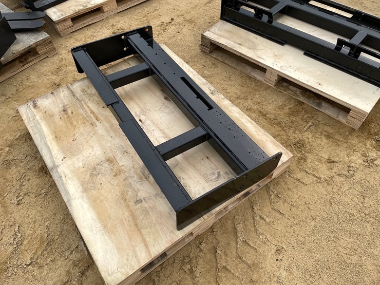#2003-•-new-wolverine-pallet-fork-frame-image-1