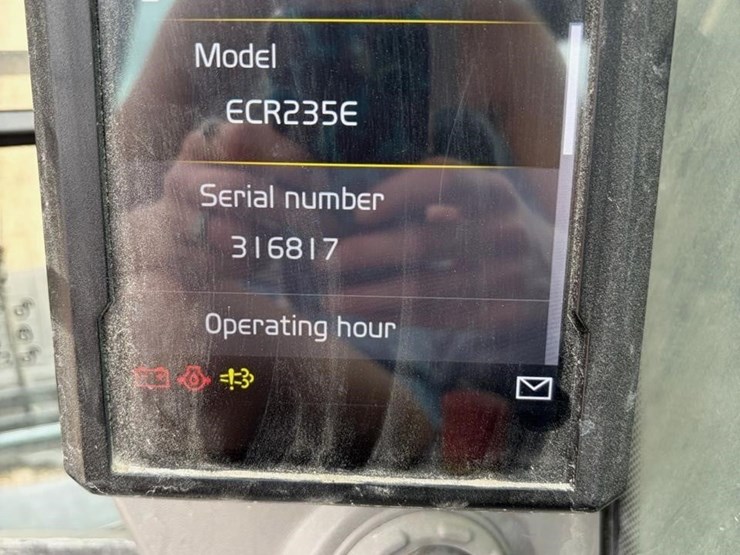 2025-volvo-ecr235el-image-12