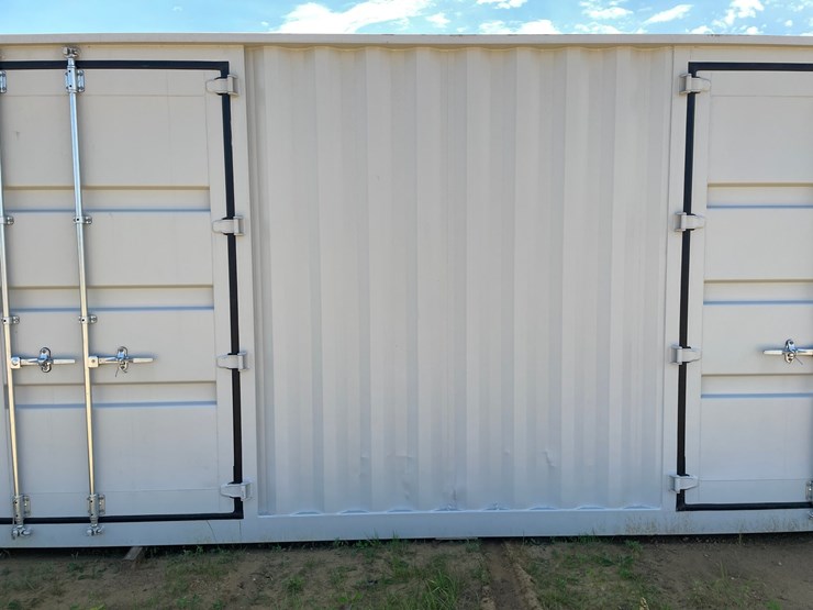 #120-•-40'-high-cube-multi-door-shipping-container-image-6