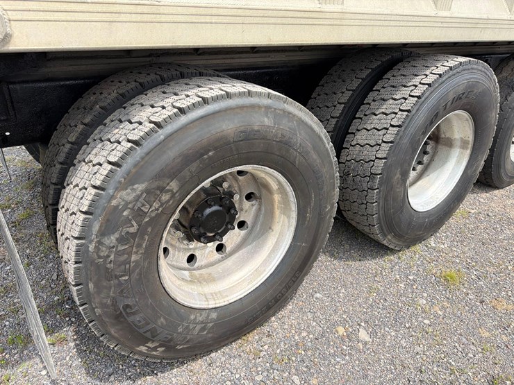 2007-caterpillar-c15-image-10