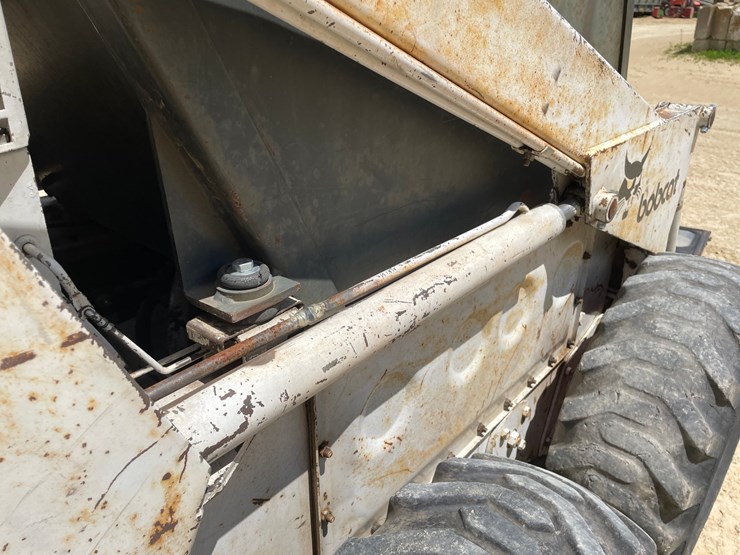 bobcat-722-image-31