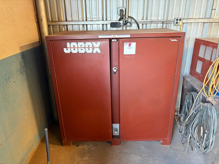 jobox-5’-x-2.5’-x-5’-2-door-cabinet-w/-contents-image-1