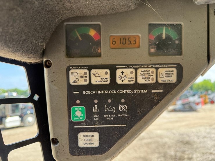 bobcat-864-image-25