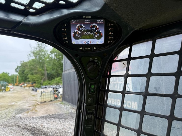 bobcat-t450-image-24