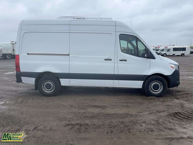 2021-mercedes-benz-sprinter-c240-turbo-diesel-cargo-van-image-8