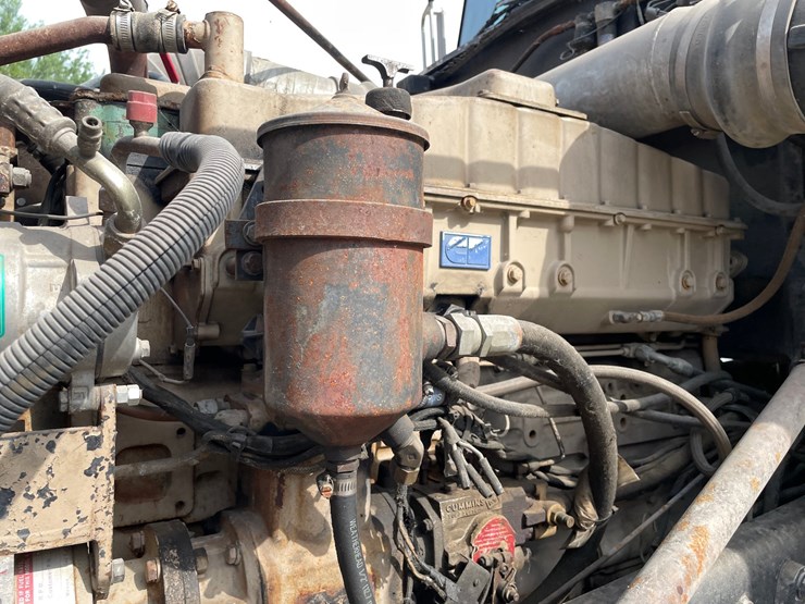 peterbilt-379-image-11