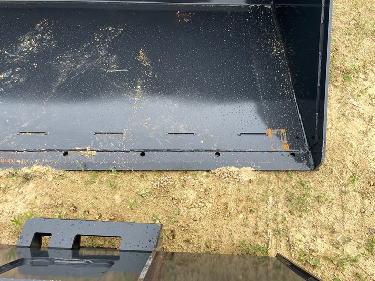 #2030-•-new-wolverine-skid-steer-78"-bucket-image-7