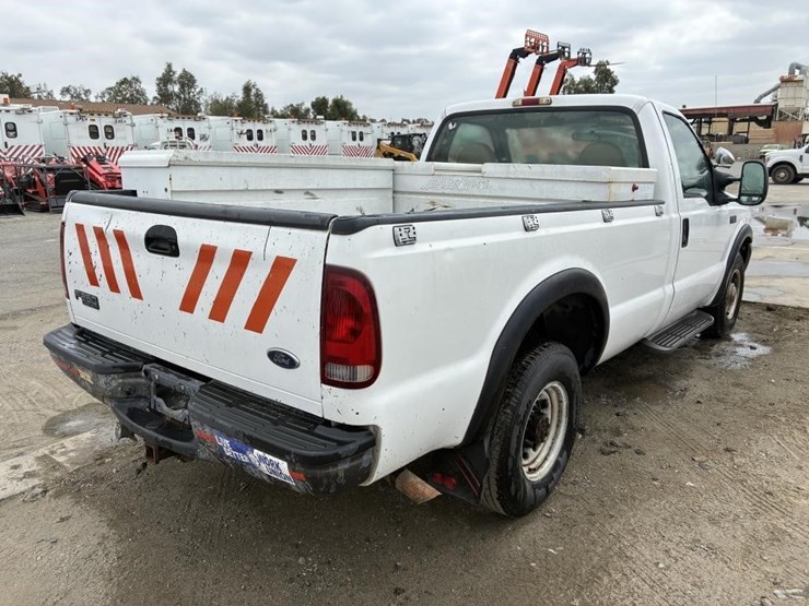 2004-ford-f250-image-3