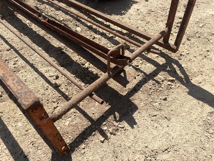 #3379-•-60'-hay-conveyer-image-23