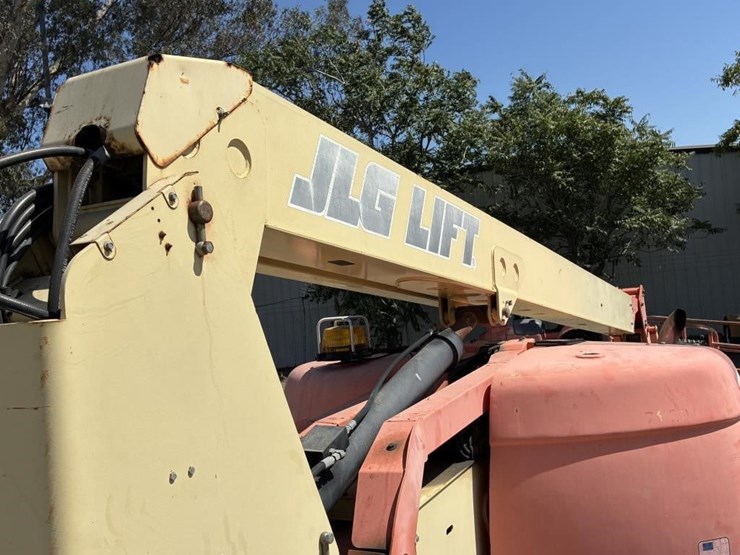 2005-jlg-600aj-image-21
