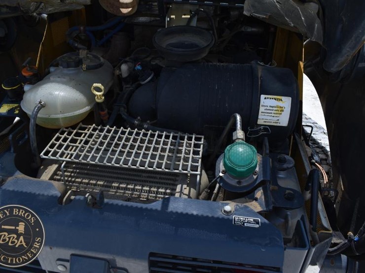 2017-deere-333g-image-30