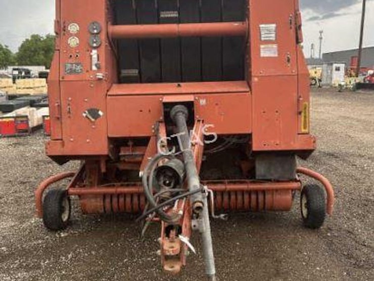 hesston-845-image-2