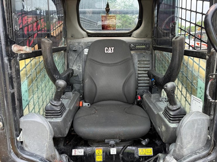 2022-caterpillar-289d3-image-20