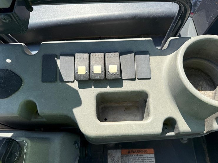 yanmar-vio35-6a-image-22