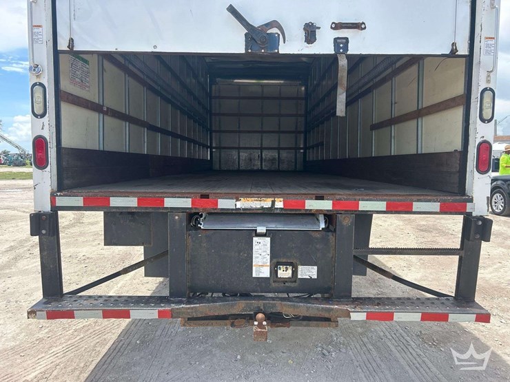 2018-international-durastar-4300-image-19