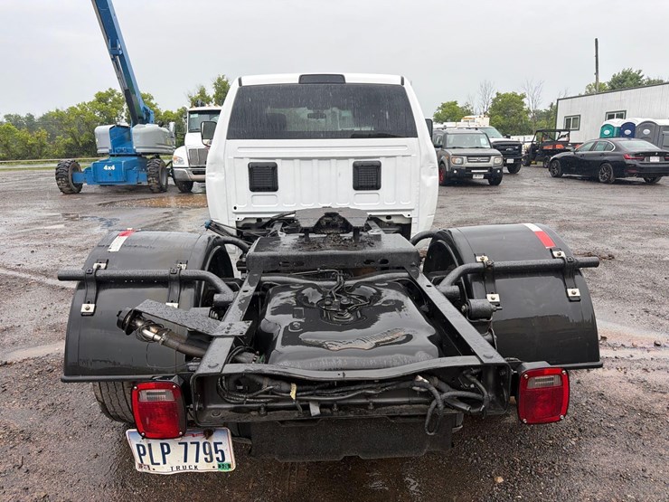2022-dodge-3500-image-6