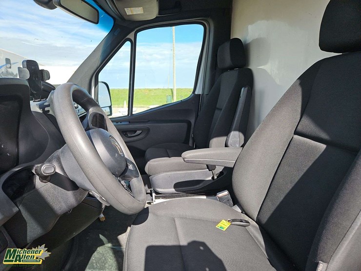 2020-mercedes-benz-sprinter-c240-turbo-diesel-cargo-van-image-14