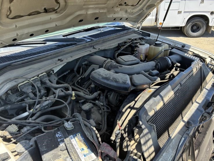 2008-ford-f250-xl-image-8
