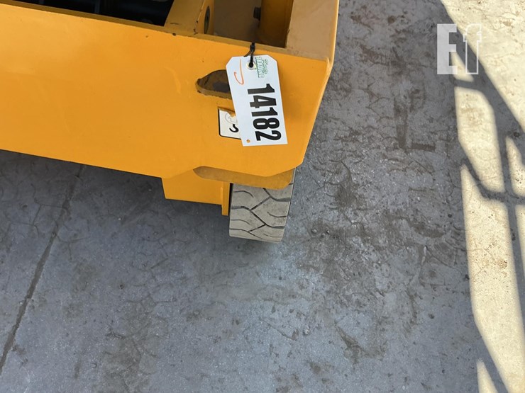 2023-jcb-s4550e-image-15
