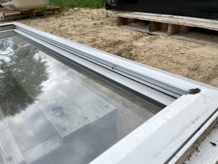 #3402-•-sliding-window-image-20