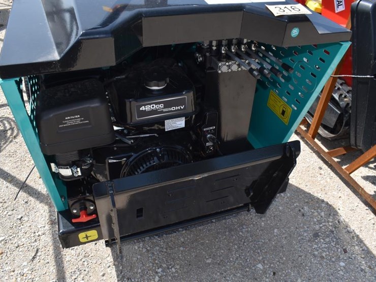 wheeled-mini-mixer-truck-(serial-#-lt-lsjbg800j260313)-image-3
